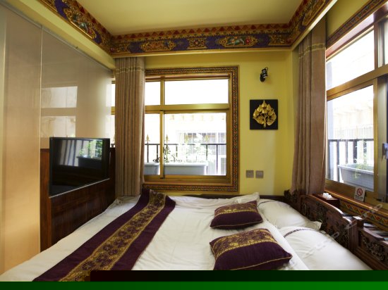 藏式榻榻米大床房