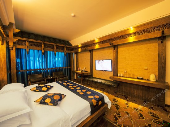 梦回湘西主题大床房