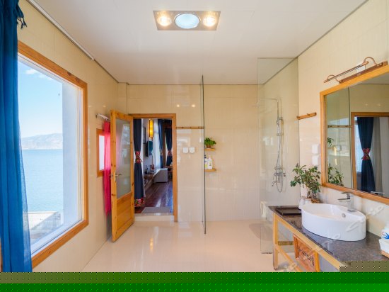 阳台侧面海景房（一号院）