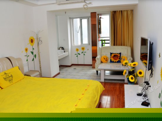 向日葵主题情侣房