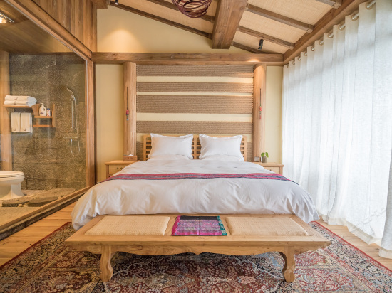 月吟海景豪华大床