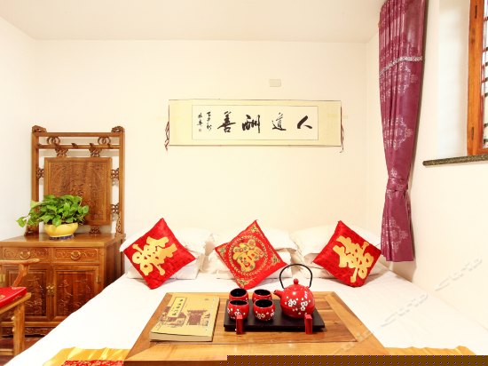 豪华明清土炕三人间