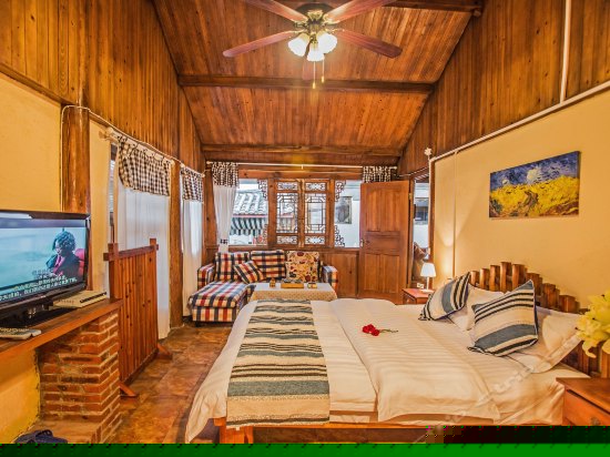 红尘梦豪华大床房