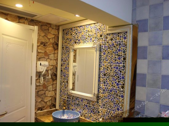 别有洞天(无窗)