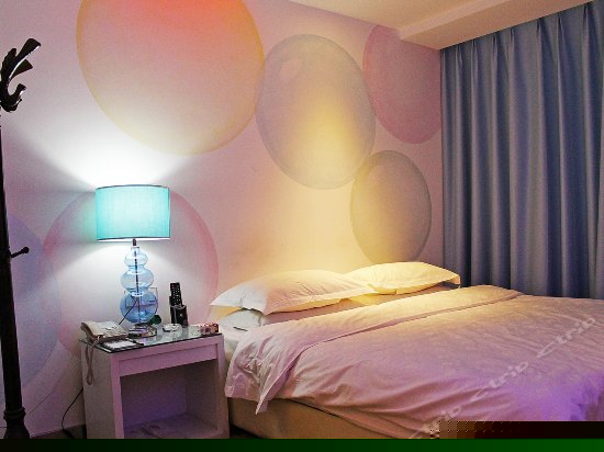 迷你摩登主题房