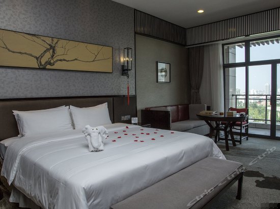 私属汤池观景房