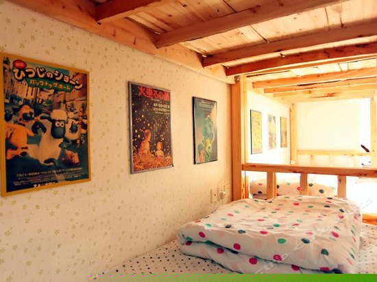 女生独卫私密八人间（床位房）