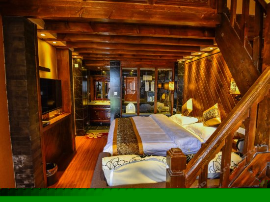 豪华复式家庭房