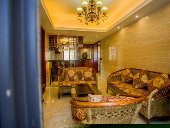 棕榈滩别墅四房七床五卫套房