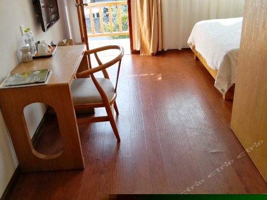 田园典雅大床房