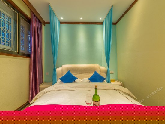 雅致浪漫大床房