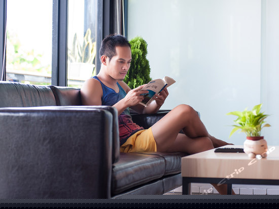 摩登工业六人房