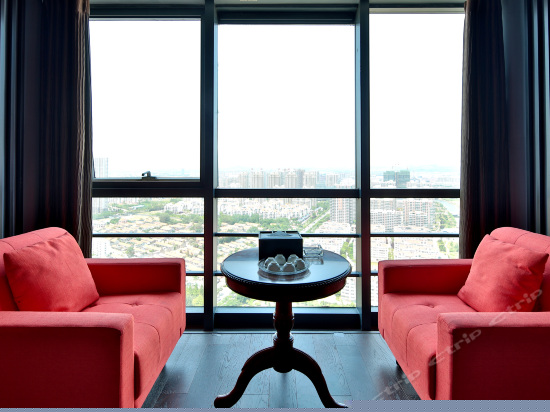 精品市景大床房