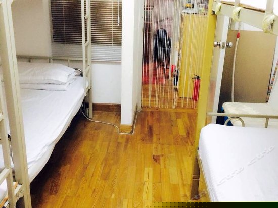 无敌风景男生七人间（床位）