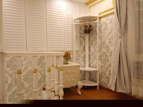 豪华宫廷复式LOFT家庭房