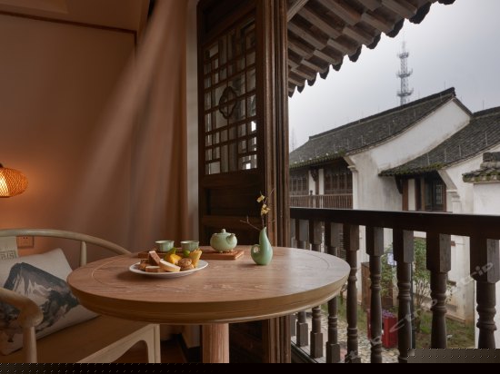 曼居庭院豪华复式套房