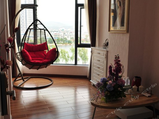 玫瑰之约海景浴缸蜜月套房