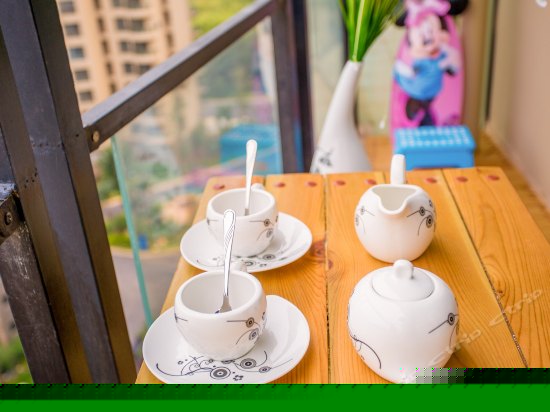 享家时光叁号远方的家大床房