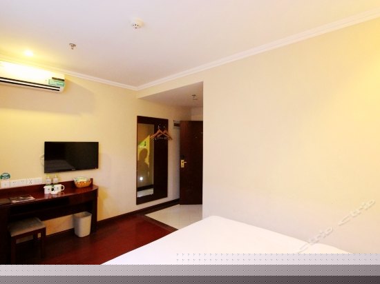 1.5米豪华大床间