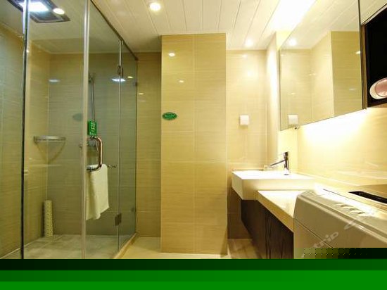 豪华市景家庭房