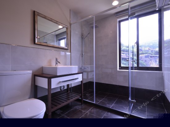 日式简约风4人房