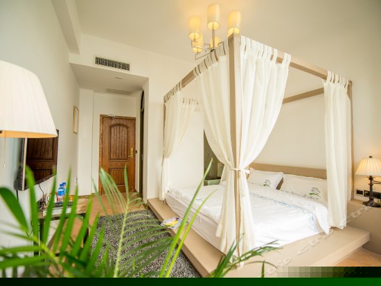 落地窗特价大床房