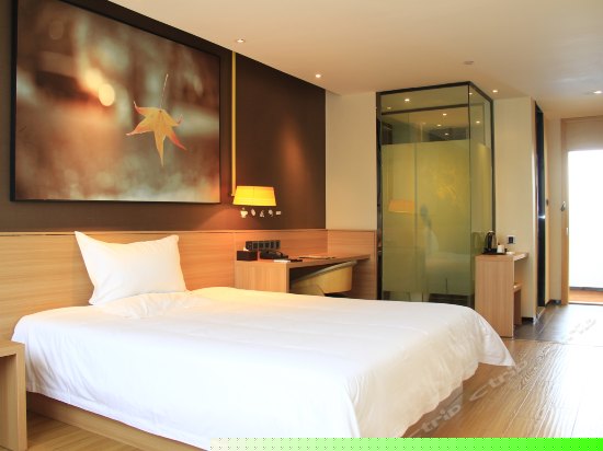 i Bigger（B格大床房）