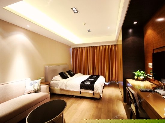 精品城景大床房