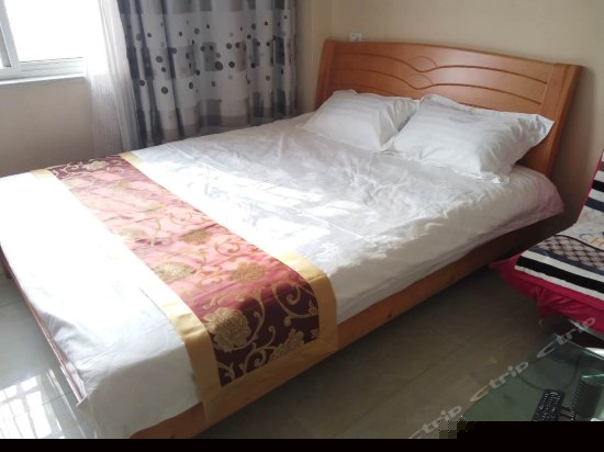 标准温馨大床房