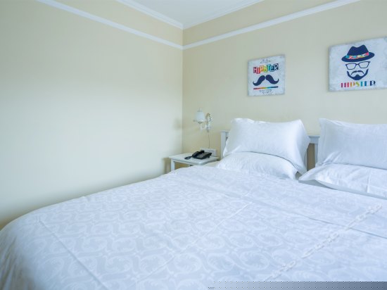 三亚的情别墅海景亲子套