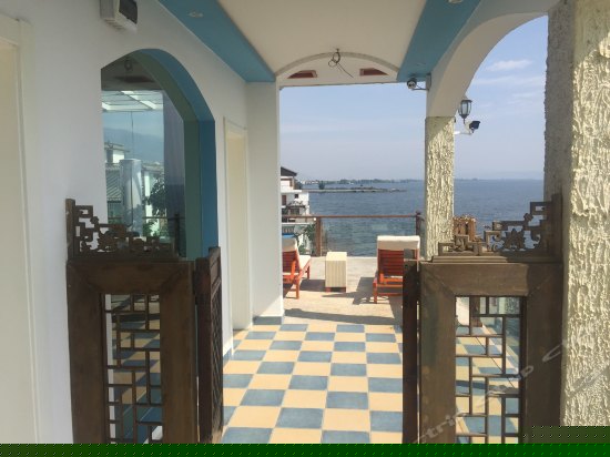 三楼星空海景大床房