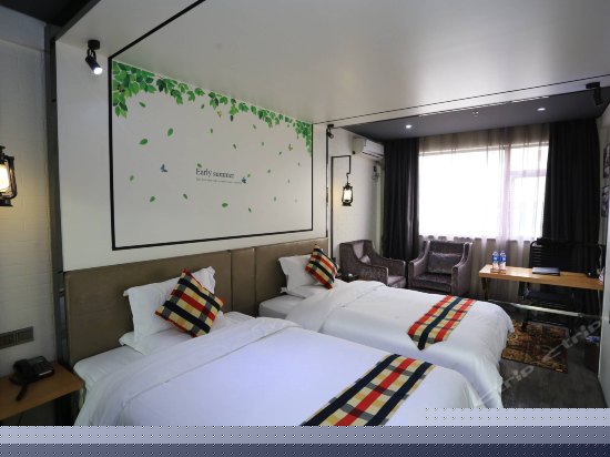 途窝拾光双床房