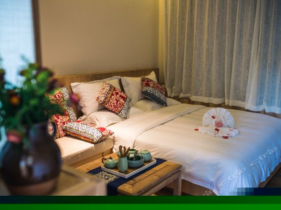 花园私密大床房