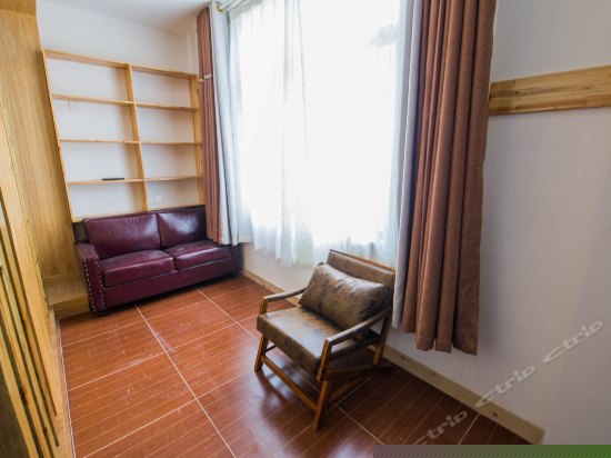 日出海景大床房