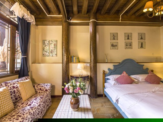 一楼豪华大床房