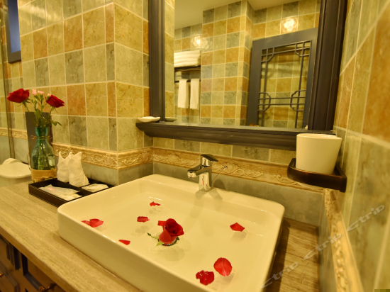 安驿院温馨大床房