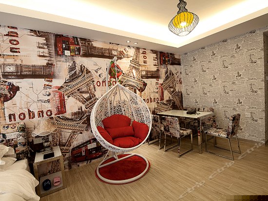 欢乐时光大床房