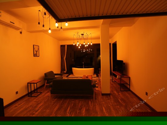 景观蜜月复式房