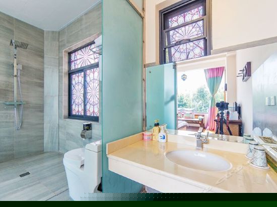 尘外园景大床房