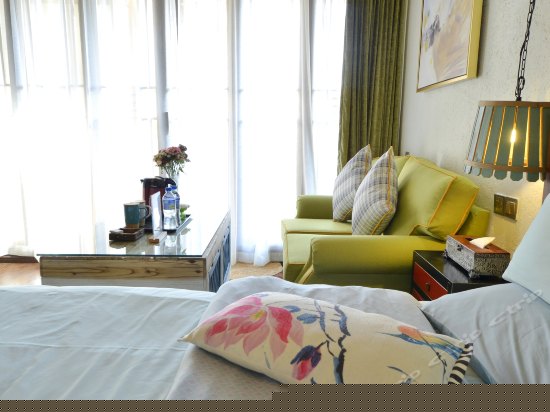 风情院唯美大床房