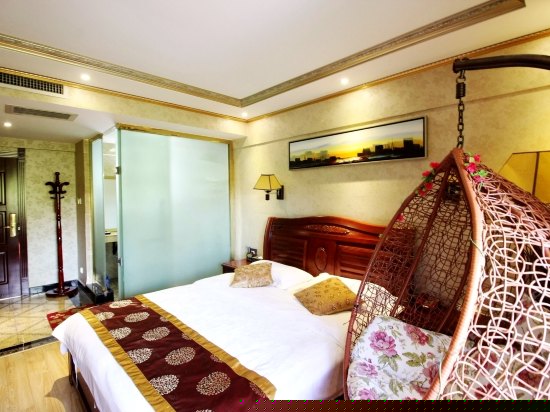 花园式大床房（带观景吊篮）