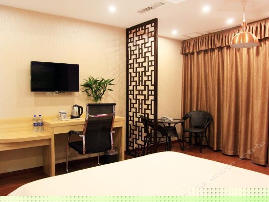 豪华精品大床房