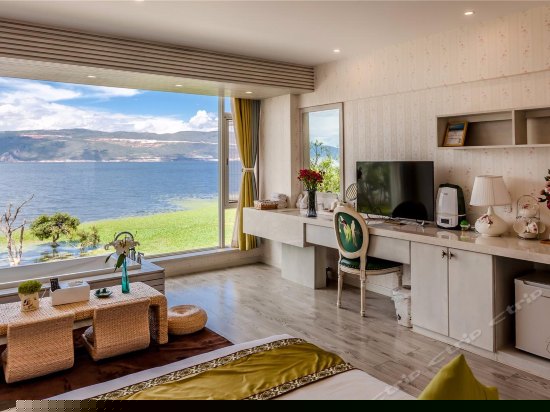 爱有天意榻榻米海景房