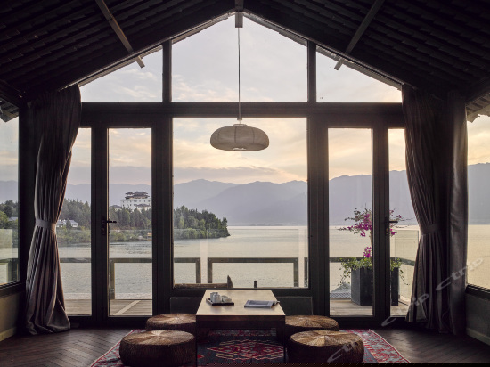 露台海景大床房