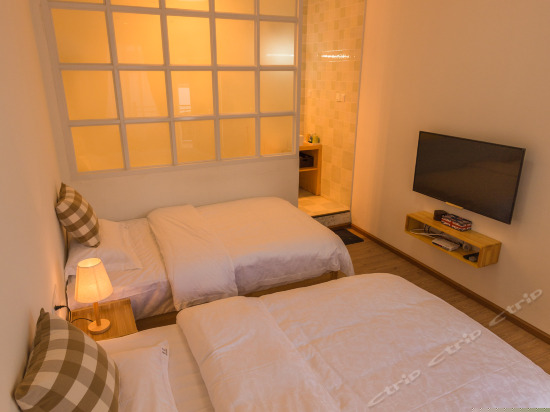 格子控院景双床房