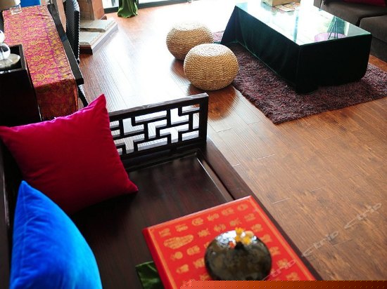 豪华海景大床房04