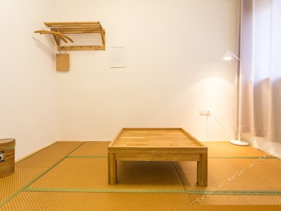 半糖-榻榻米大床房