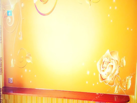 金色阳光唯美双床房