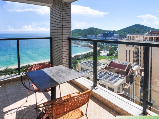 阳台海景圆床房