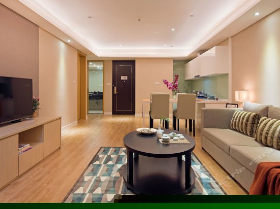 湖景双卧大床套房公寓